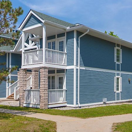 Horseshoe Valley Suites - The Aurora Shanty Bay Extérieur photo